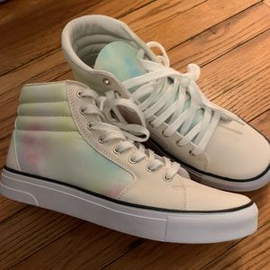 Just fab. Sadie sneakers. Women’s size 9. New